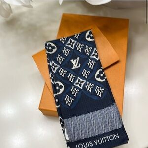 Louis Vuitton 1854 blue bandeau- NWT